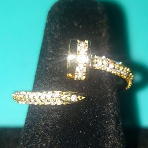 NWT, Adjustable Gold, Swarovski Crystal  Encrusted Nail Ring